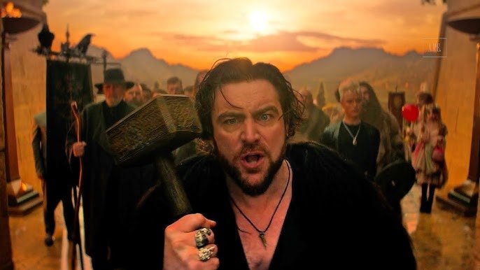 Thor de Sandman (Netflix) versões do thor